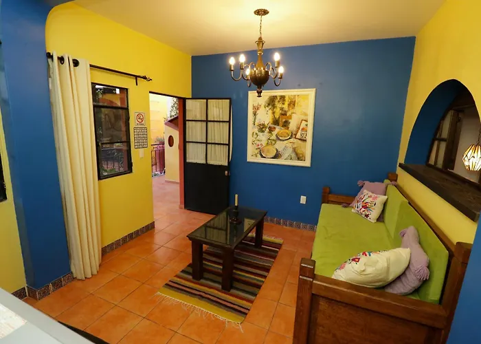 Casa Mia Suites
